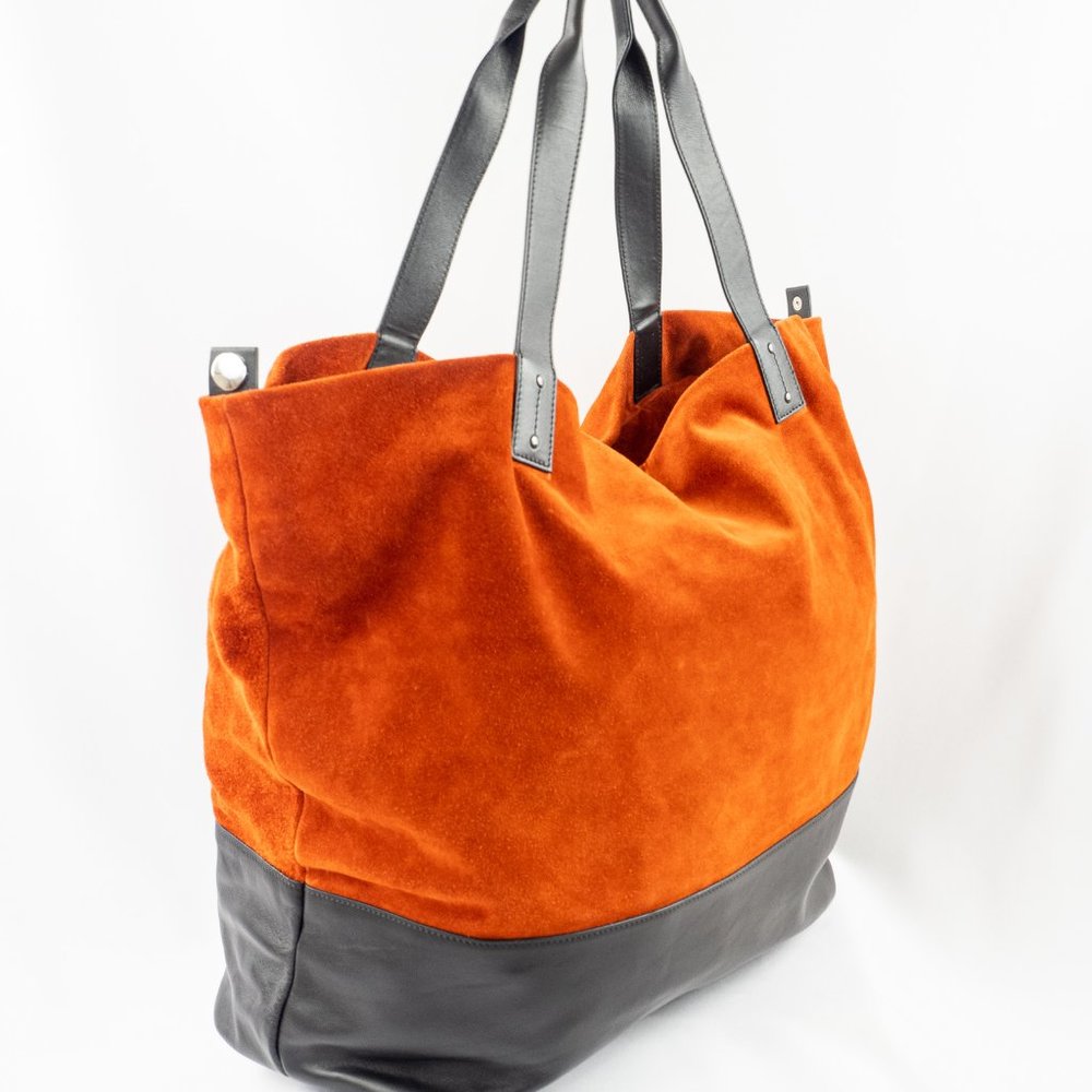 Givenchy Pyramid Wave Tote Bag NWT